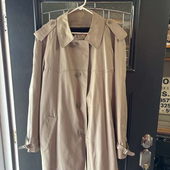 London Fog Other - London Fog Men's Double Breasted Long Trench Coat with Removable Liner 44 Long